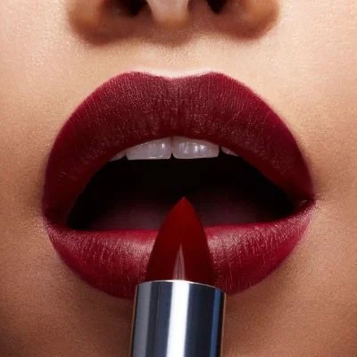 Glow & Glam Blogs how to make lipstick last longer 400